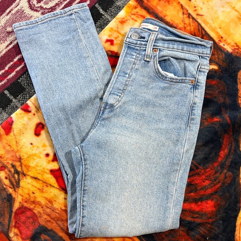 Levi’s Straight Jeans